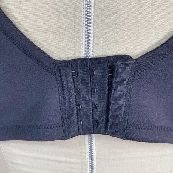 Vanity Fair® Beauty Back™ Full Figure Back Smoothing Underwire Bra 44D Black - Picture 8 of 9